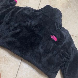 Women’s fleece North Face zip up jacket